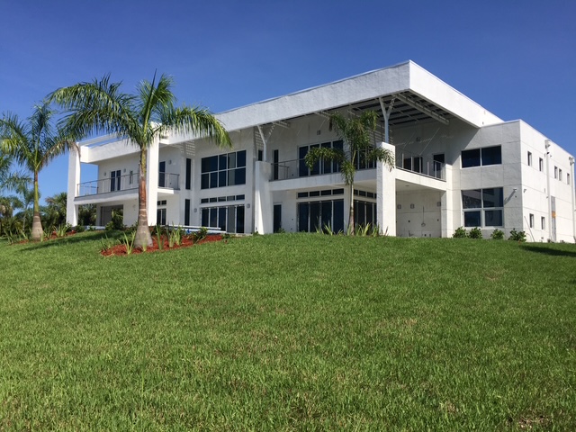 North Fort Myers Modern New Build photo 3
